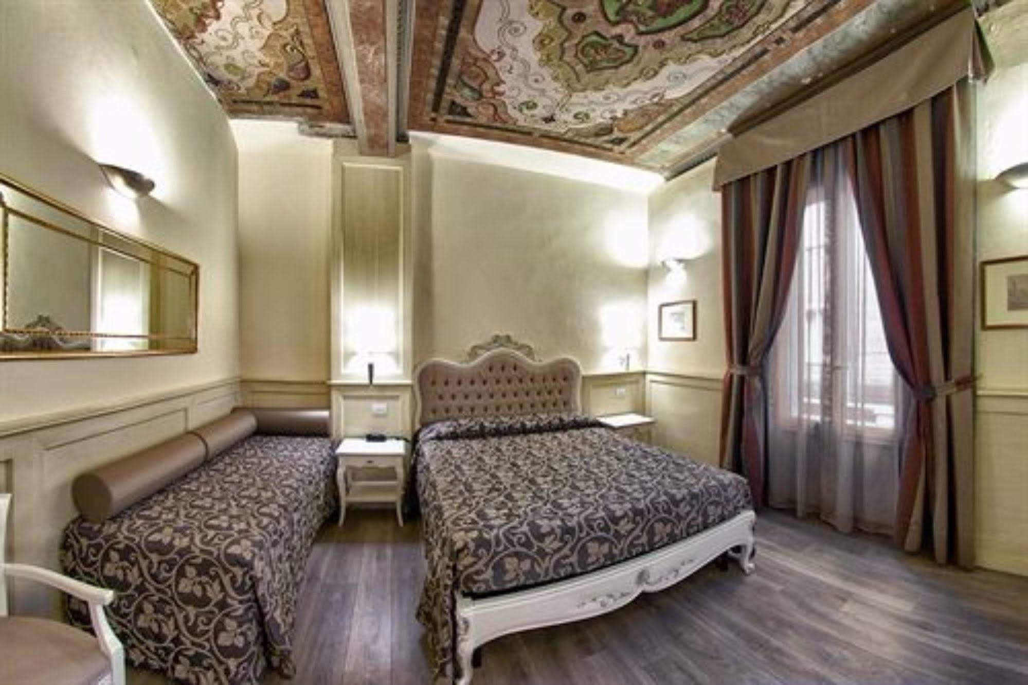 Hotel Pedrini Болонья Екстер'єр фото