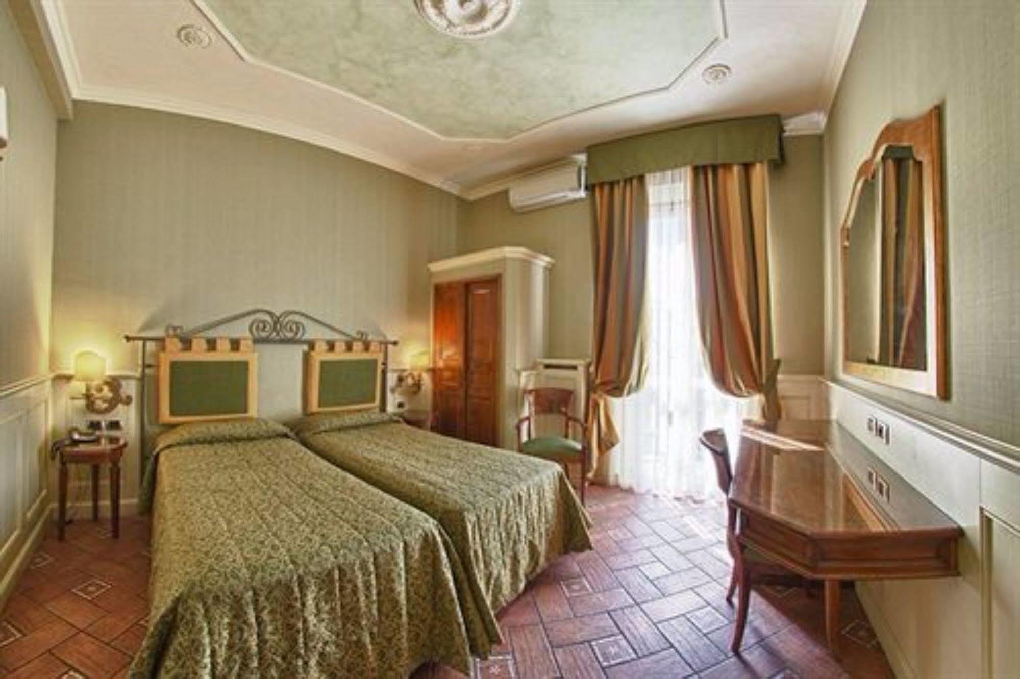 Hotel Pedrini Болонья Екстер'єр фото